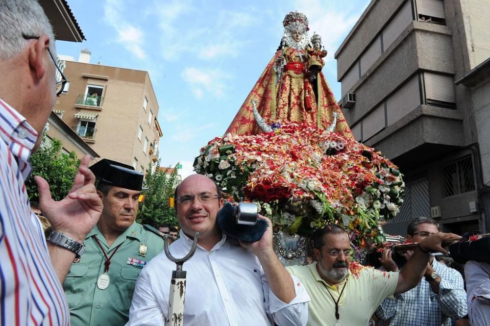 Romería de la Virgen de la Fuensanta: Paso por Bar