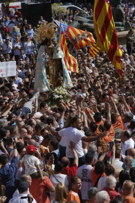 Día de la Virgen de los Desamparados: Traslado de la Mare de Déu