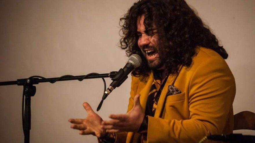 Un alicantino aspira a ganar el premio más importante de cante flamenco