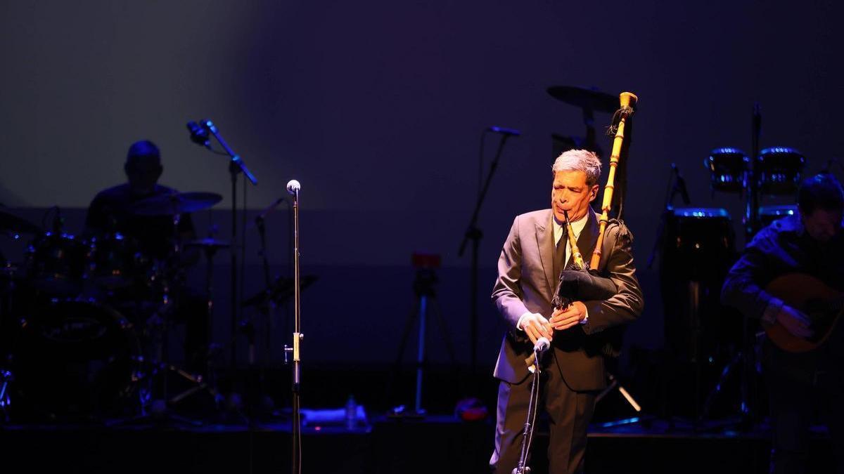 Un concierto del gaitero Hevia.