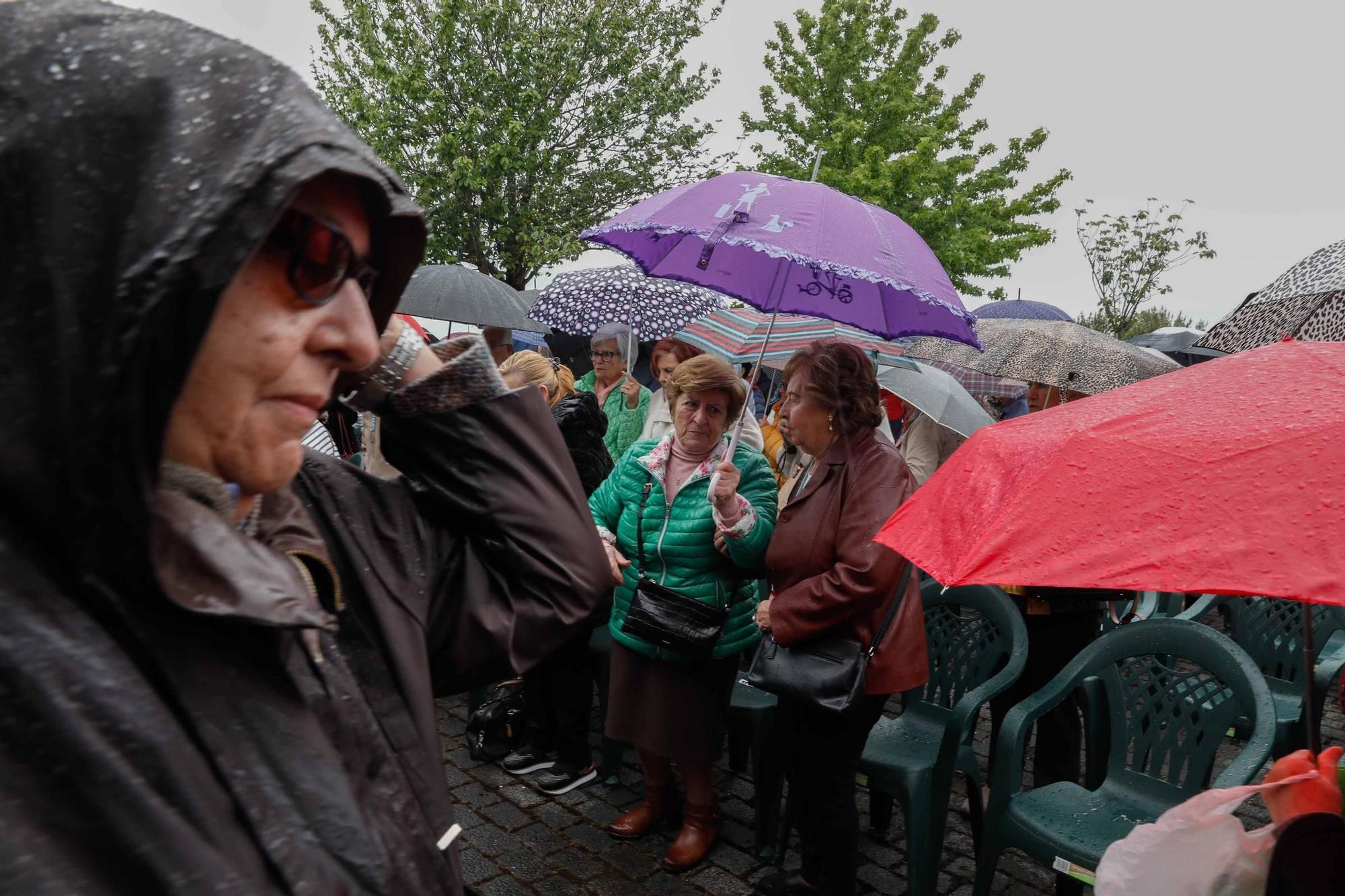 Rito del Beso en La Luz: setenta besos bajo la lluvia