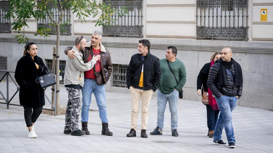 Algunos de los 13 marineros que llevaron a los supervivientes del ‘Villa de Pitanxo’.