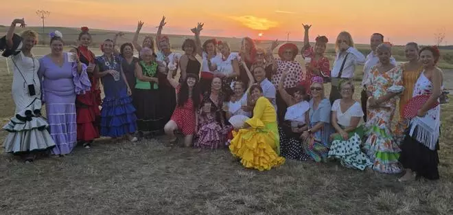 Gran animación en el tardeo flamenco de Fuentes de Ropel