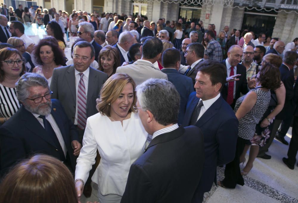 Toma de posesión de Araceli Poblador como nueva subdelegada del Gobierno en Alicante