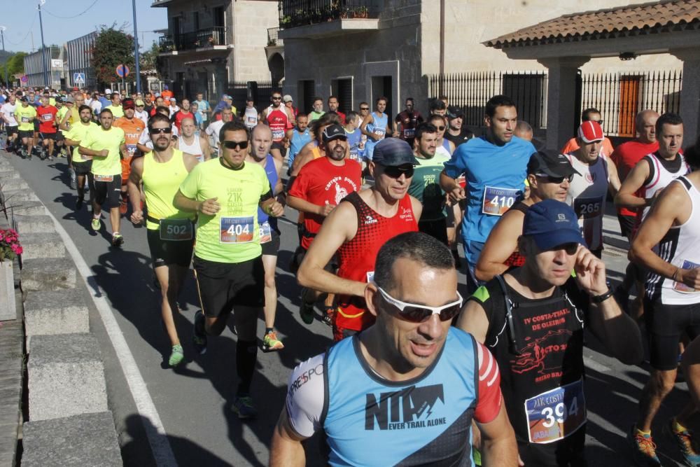 Roberto Riobó y Beatriz Fernández triunfan en la media maratón de la Costa da Vela