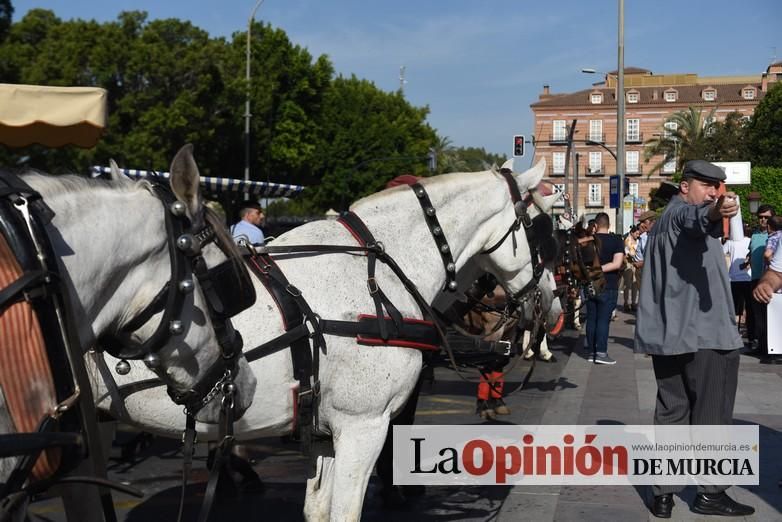 Ruta a caballo desde la ciudad al corazón de la hu