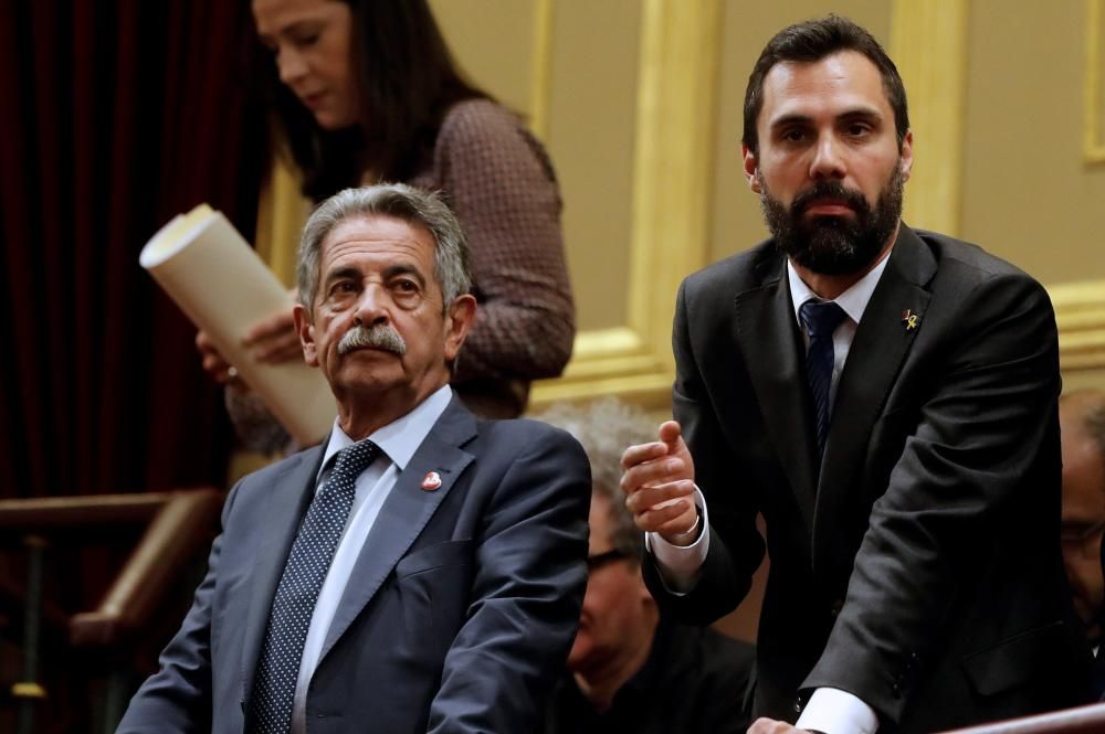 Entrada dels polítics presos al Congrés.