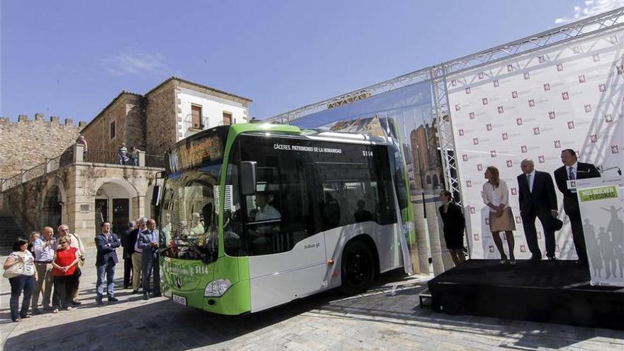 Subus sigue 3 años más subido al autobús