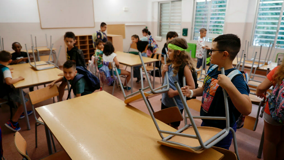 Regreso a las aulas, ayer en Barcelona.
