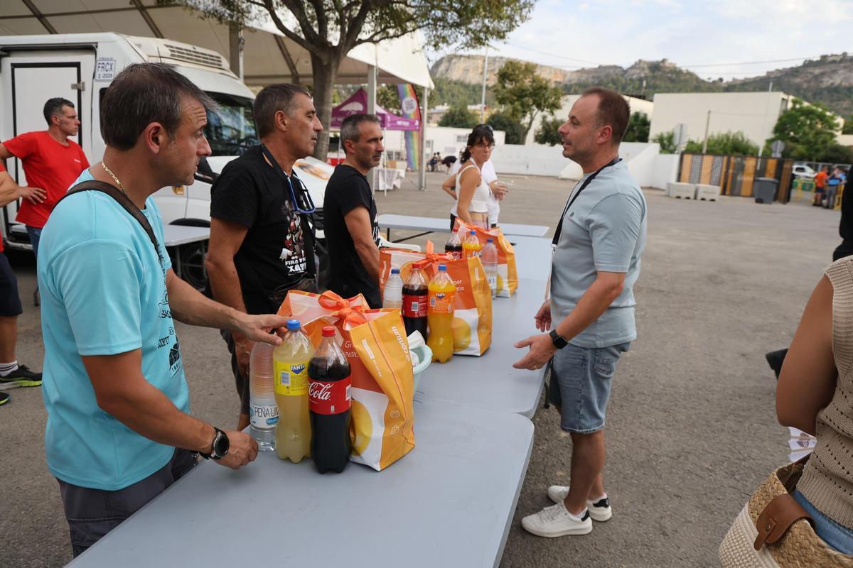 El intenso calor no apaga la Fiesta de las Paellas en Xàtiva con 2.000 inscritos El intenso calor no apaga la Fiesta de las Paellas en Xàtiva con 2.000 inscritos