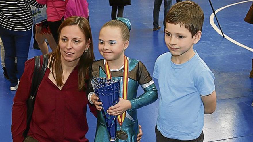 María, medalla de oro a la superación