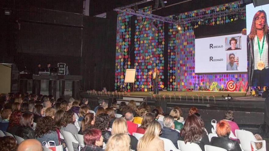 La sala Camelot de Cehegín acogió las Jornadas de Innovación Educativa del Noroeste, donde acudieron más de 1.400 personas.