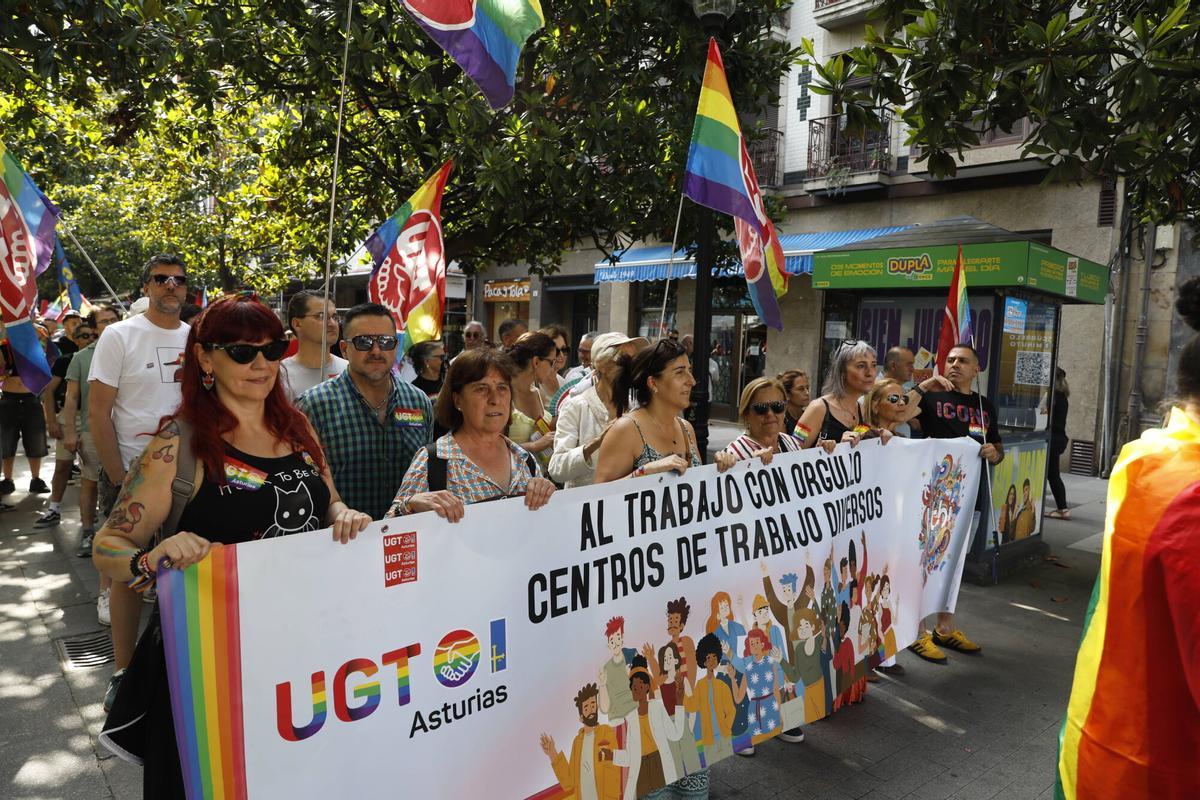 El desfile del Orgullo en Gijón, en imágenes