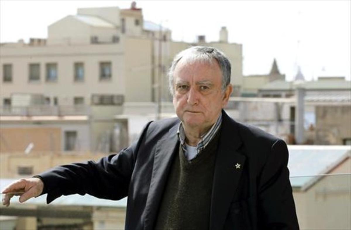 Rafael Chirbes, a Madrid, el 2014,quan va recollir el Premio Nacional. Rafael Chirbes, a Madrid, el 2014,quan va recollir el Premio Nacional.