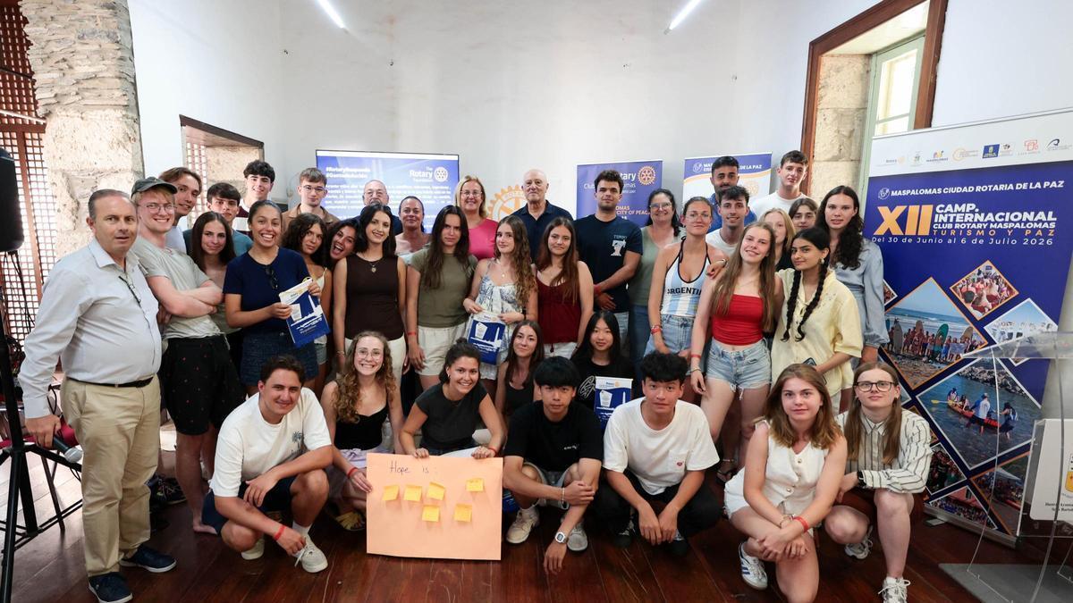 "Las guerras las deciden señores mayores  pero los jóvenes son los que mueren"