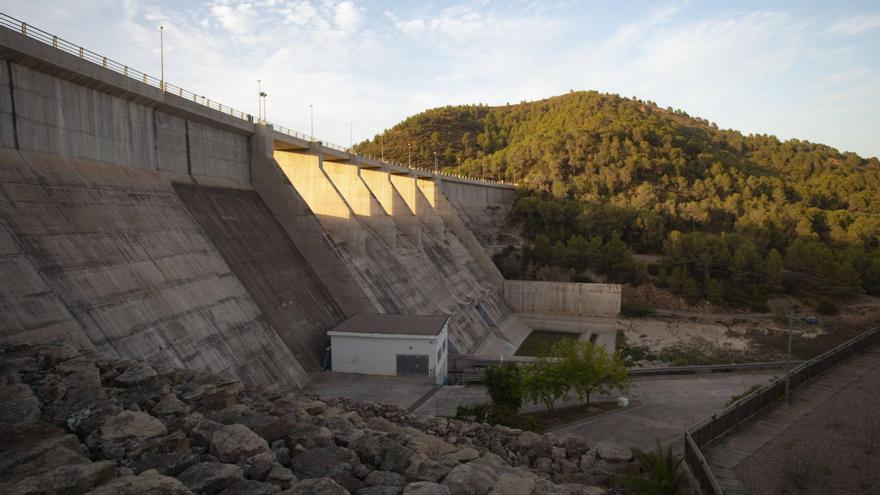 La obra que permitirá llenar más la presa de Algar empezará 24 años después de acabarla