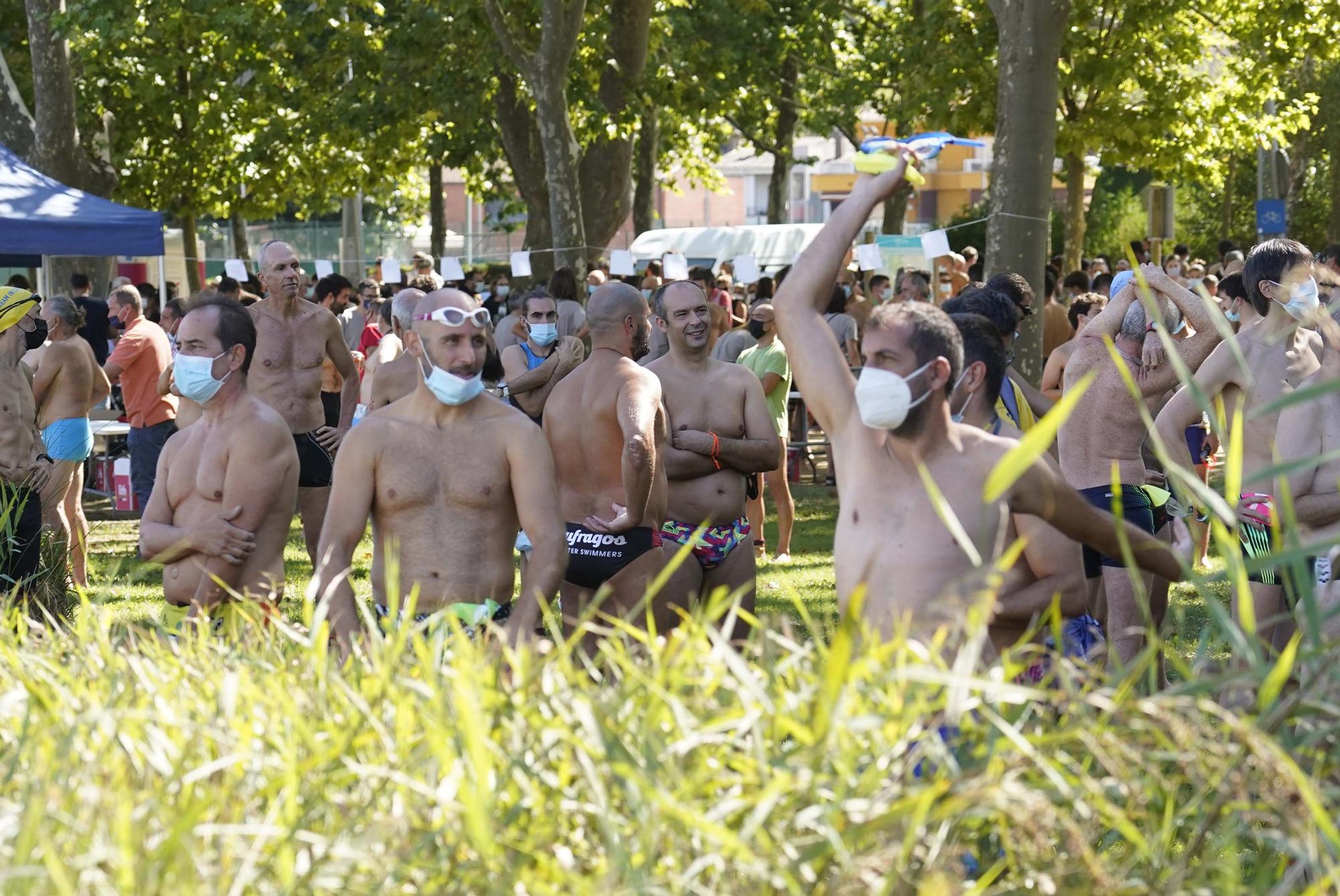 Gil i Galo es coronen a la Travessia de l'Estany de Banyoles