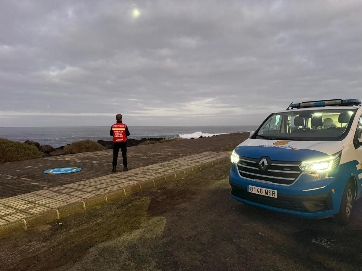 Segundo día de búsqueda del bañista extranjero desaparecido en Los Charcones en Lanzarote
