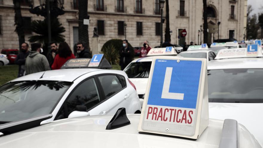 Cotxes de pràctiques de conducció