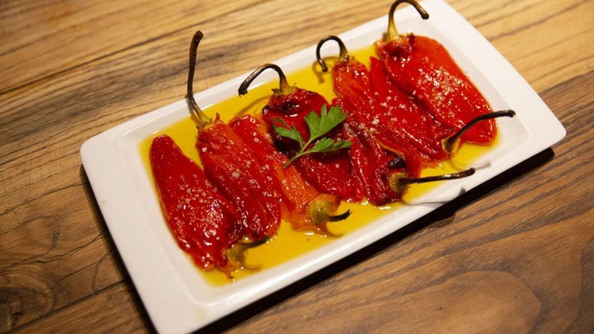 Pimientos del piquillo confitados.