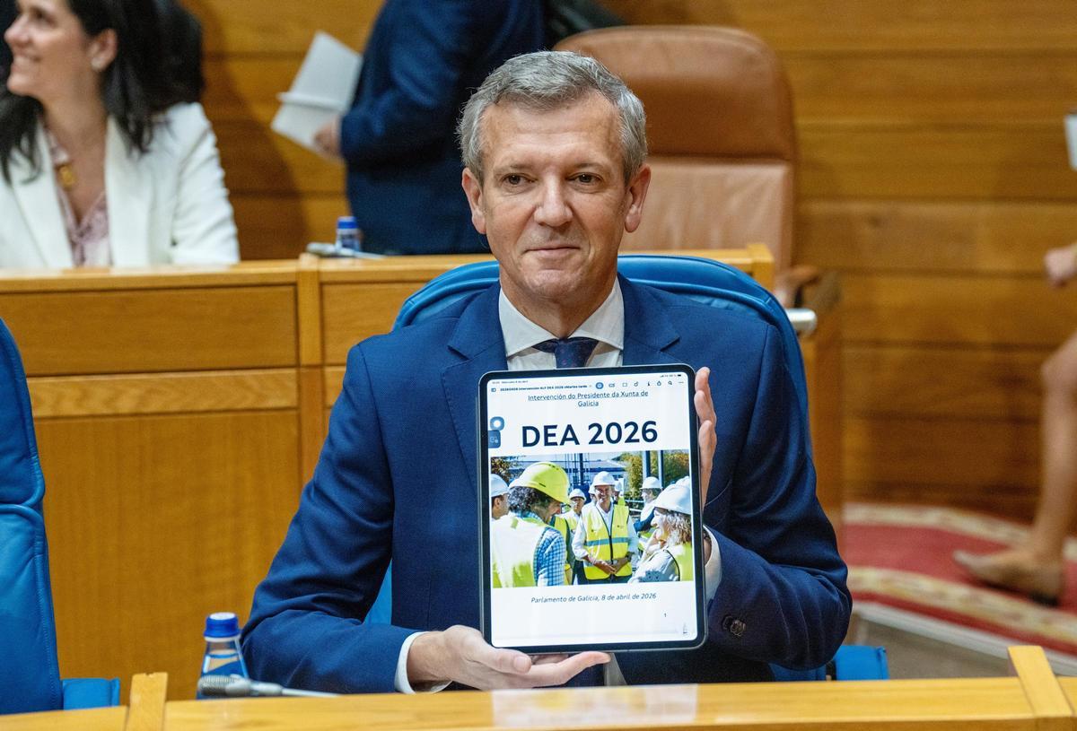 Alfonso Rueda, antes de iniciar el debate