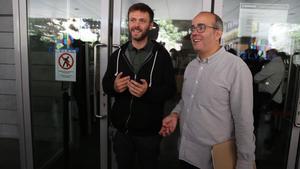 El tercer teniente de alcalde, José Téllez, en el Ayuntamiento de Badalona el 12 de octubre.