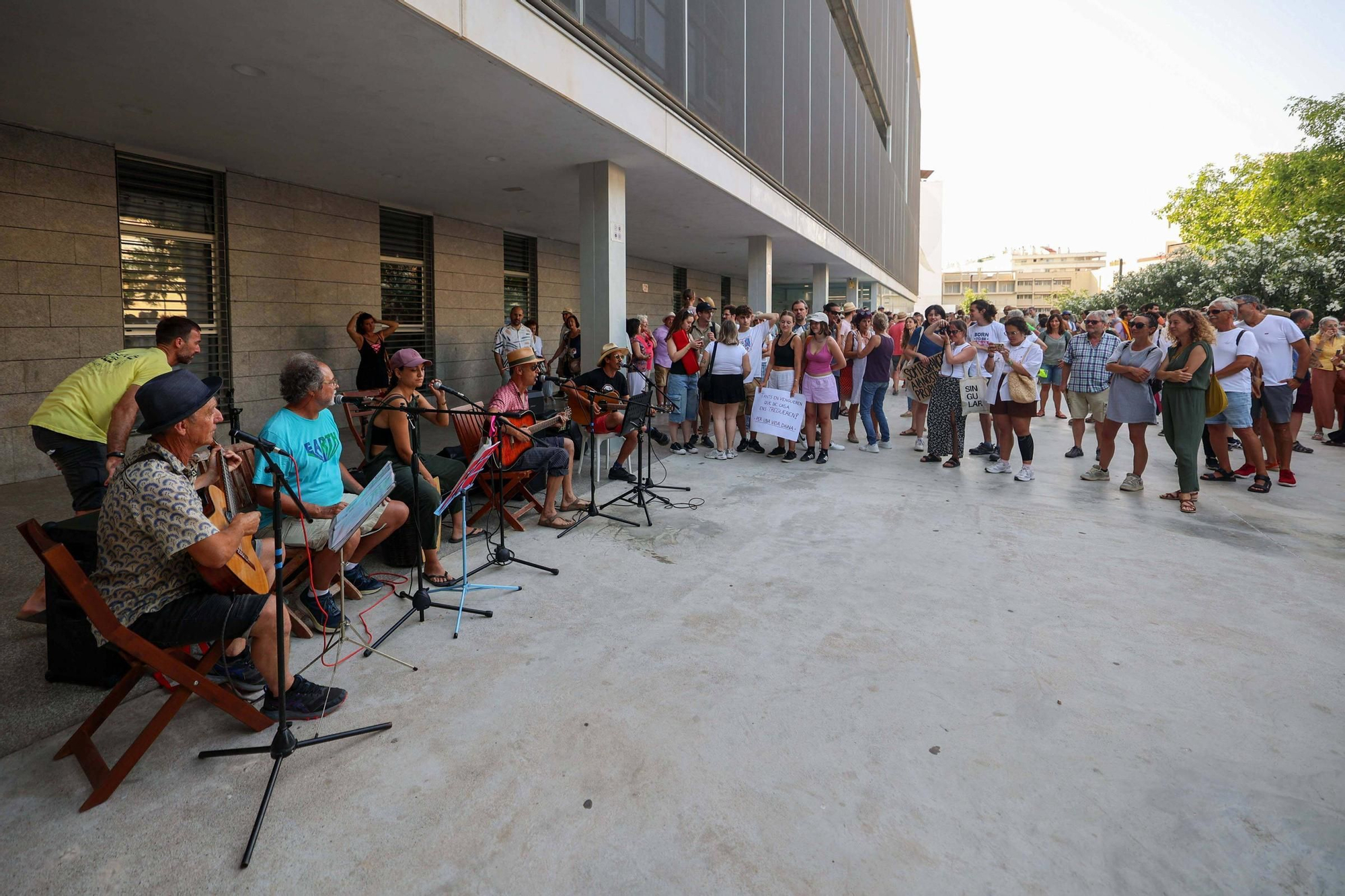 Manifestación contra la masificación turística en Ibiza