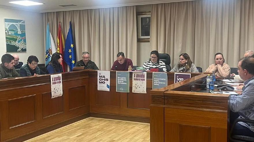 Un juzgado amenaza a Bergondo con multas si no envía el expediente de A Longueira