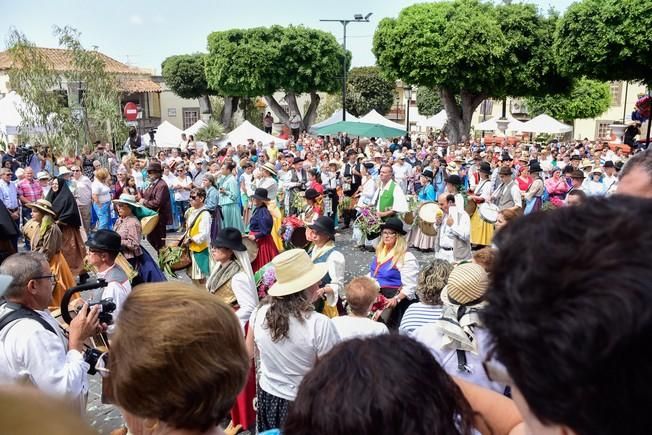 Procesion y Romeria por las Fiestas de las ...