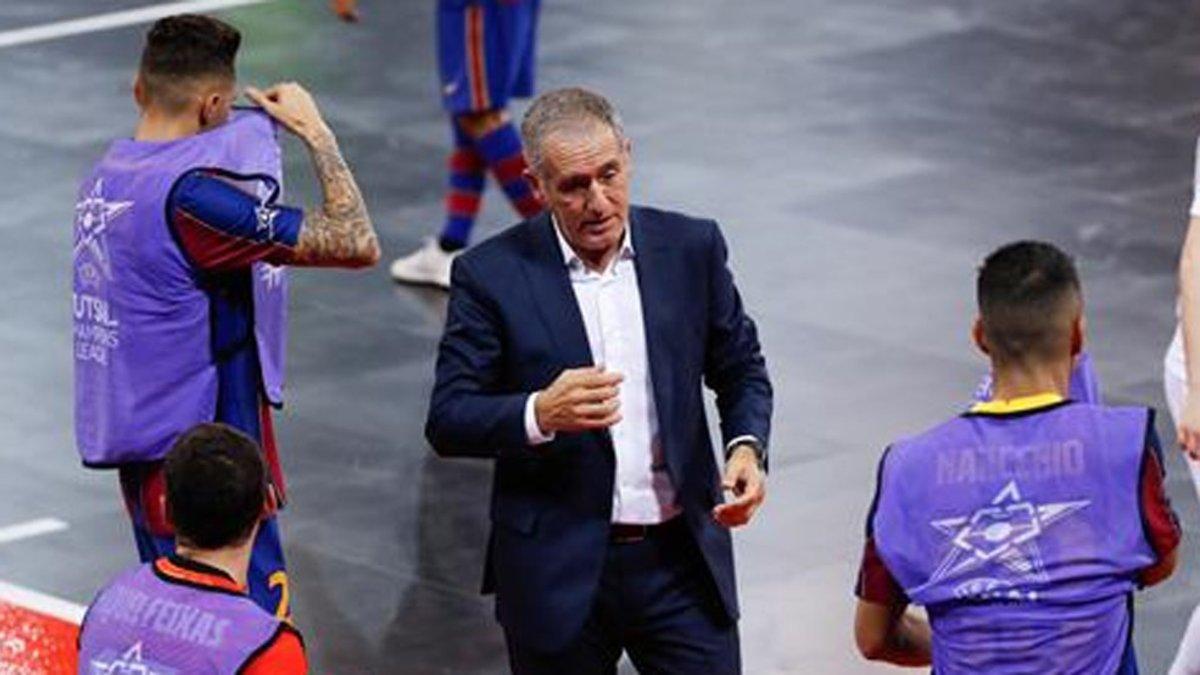 Andreu Plaza, entrenador del FC Barcelona de fútbol sala