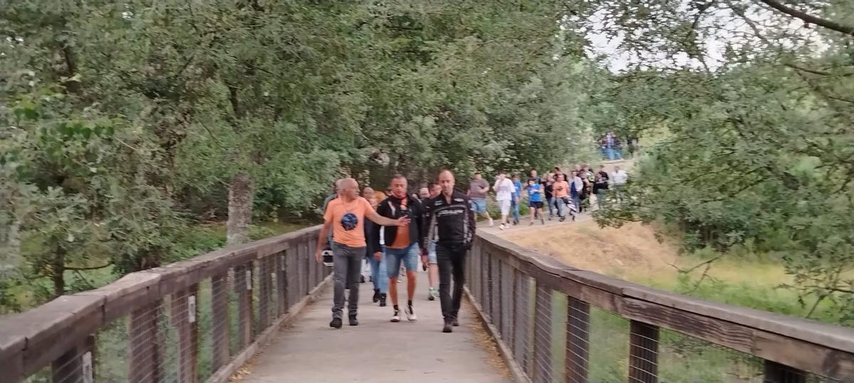 Entre lluvia y motos clásicas: así arranca la concentración internacional del Lago de Sanabria