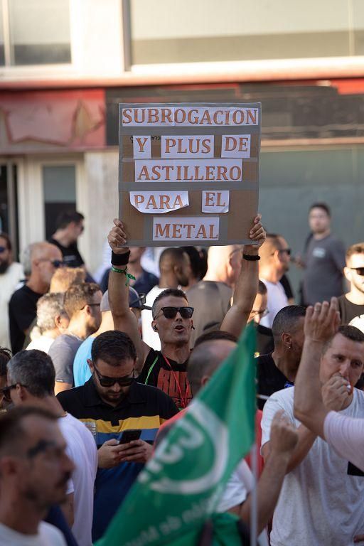 La protesta de las empresas auxiliares de Cartagena, en imágenes