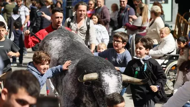 Vídeo: Encierro infantil en la Magdalena en Castelló