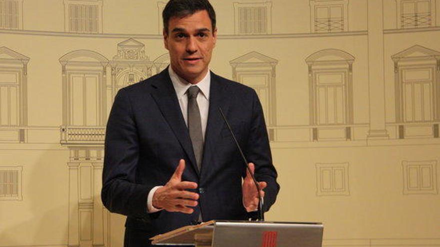 Sánchez en el palau de la Generalitat.