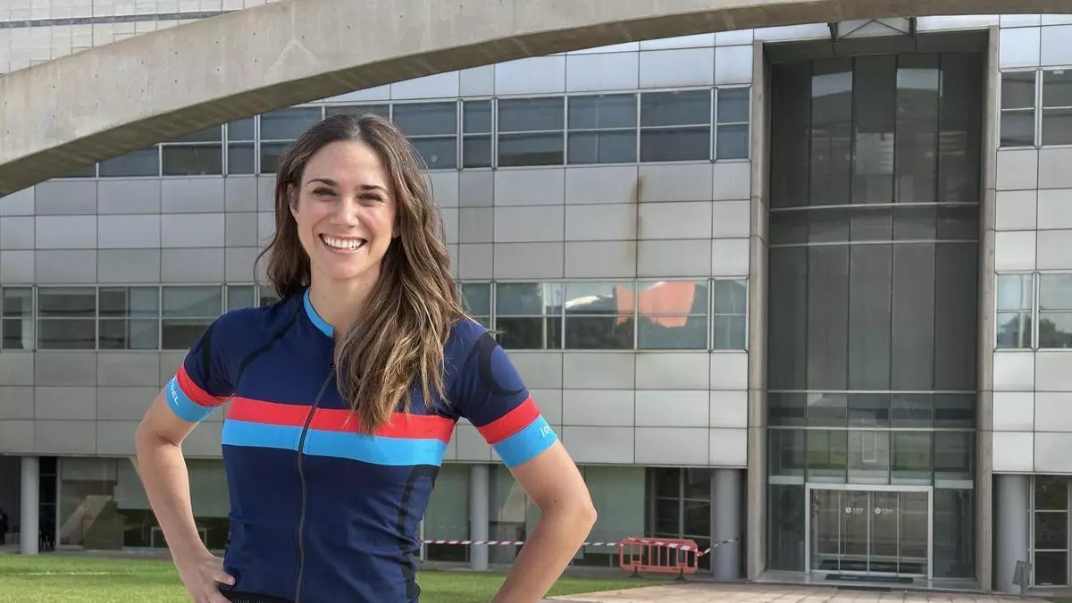 Gemma Payá: «Valencians sobre rodes es el programa perfecto para conocer la Comunitat Valenciana a golpe de bicicleta»