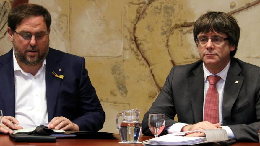 El vicepresident del Govern, Oriol Junqueras, i el president Puigdemont