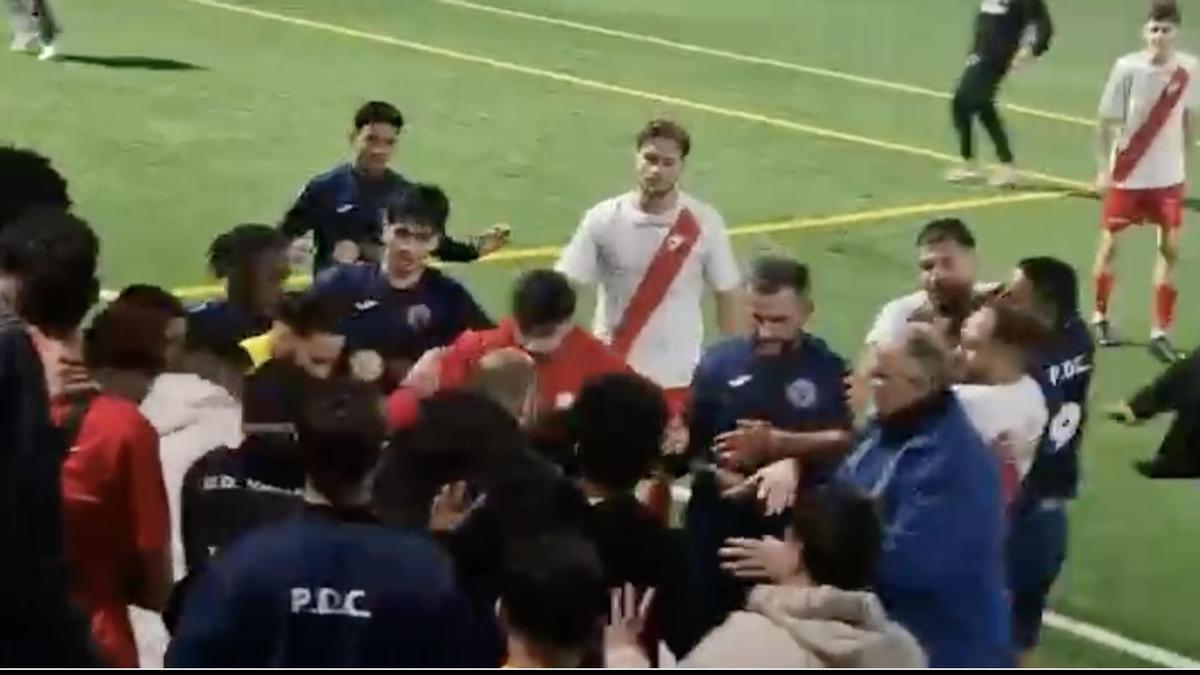 Pelea en un partido de fútbol en Canarias