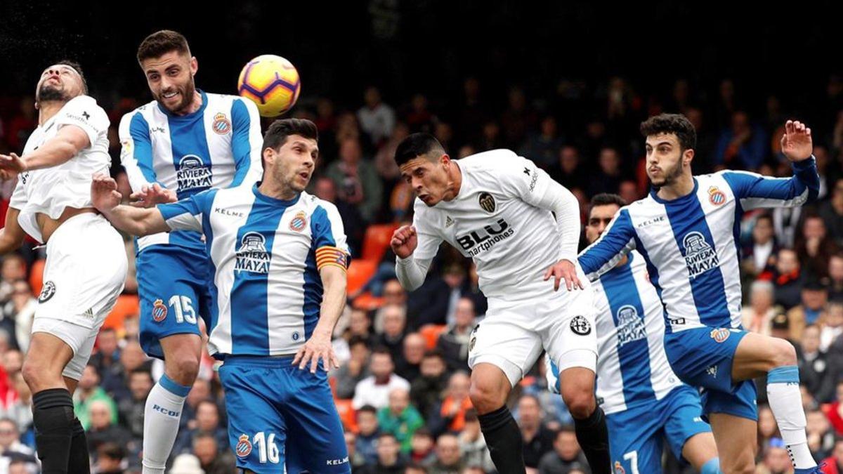 El Espanyol estuvo a un nivel defensivo muy alto en Mestalla.