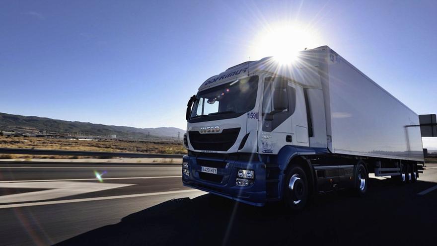 Diseñan una ruta de más de 450 kilómetros para camiones eléctricos