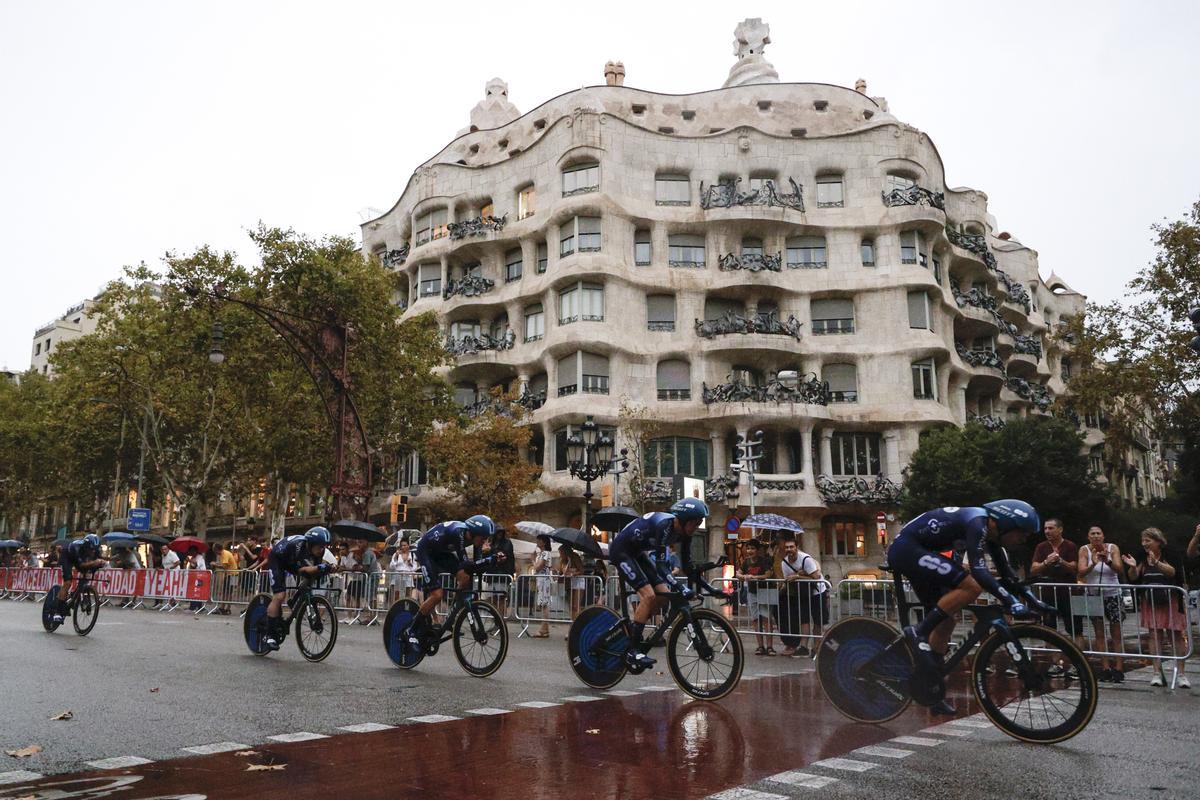 La etapa 1 de la Vuelta a España 2023, en imágenes