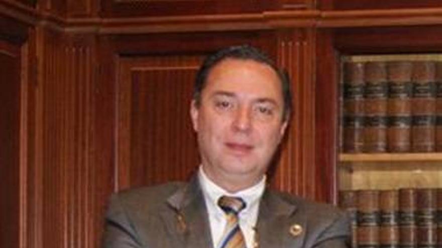 Diego Juan Chacón, nuevo decano del Colegio de Abogados