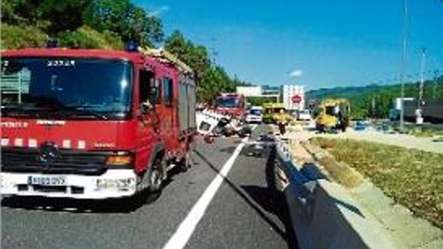 Ferit greu després de bolcar a l&#039;Eix a l&#039;alçada d&#039;Arbúcies