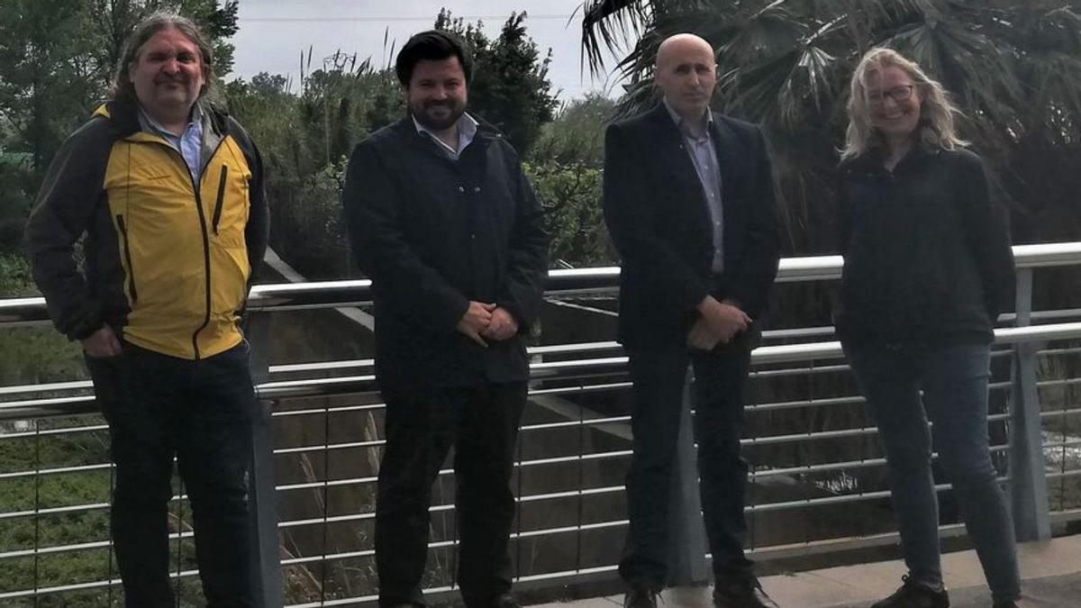El presidente de la CHJ, Miguel Polo (segundo por la derecha), en Burriana. | MEDITERRÁNEO