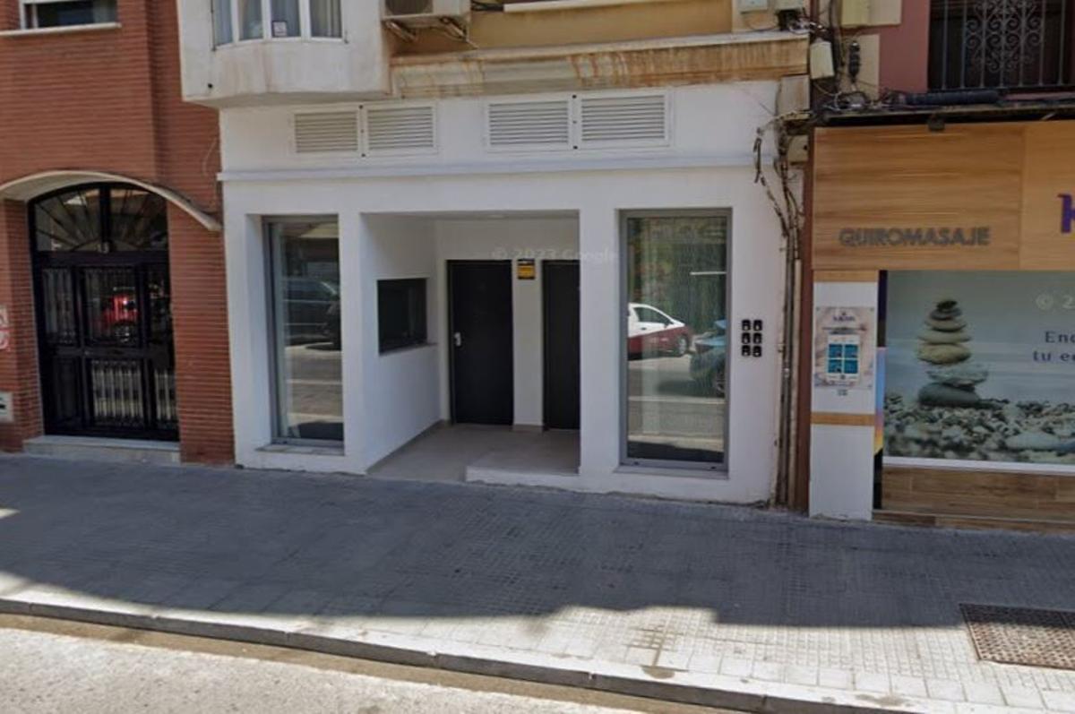 Viviendas turísticas en un antiguo local, en Mármoles. Reconversión locales comerciales a vivienda