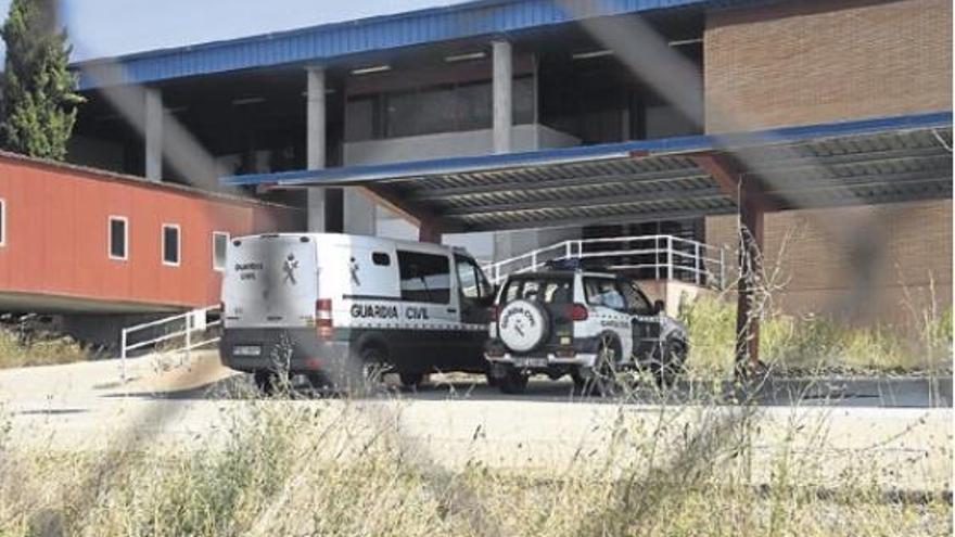 Un interno provoca un incendio en la enfermería de Zuera