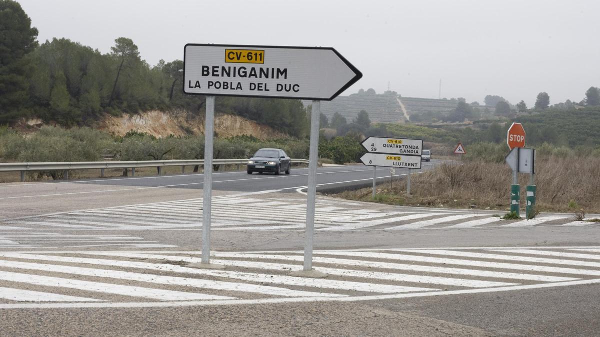 Acceso a la carretera CV-611 de Benigànim, en una imagen de archivo.