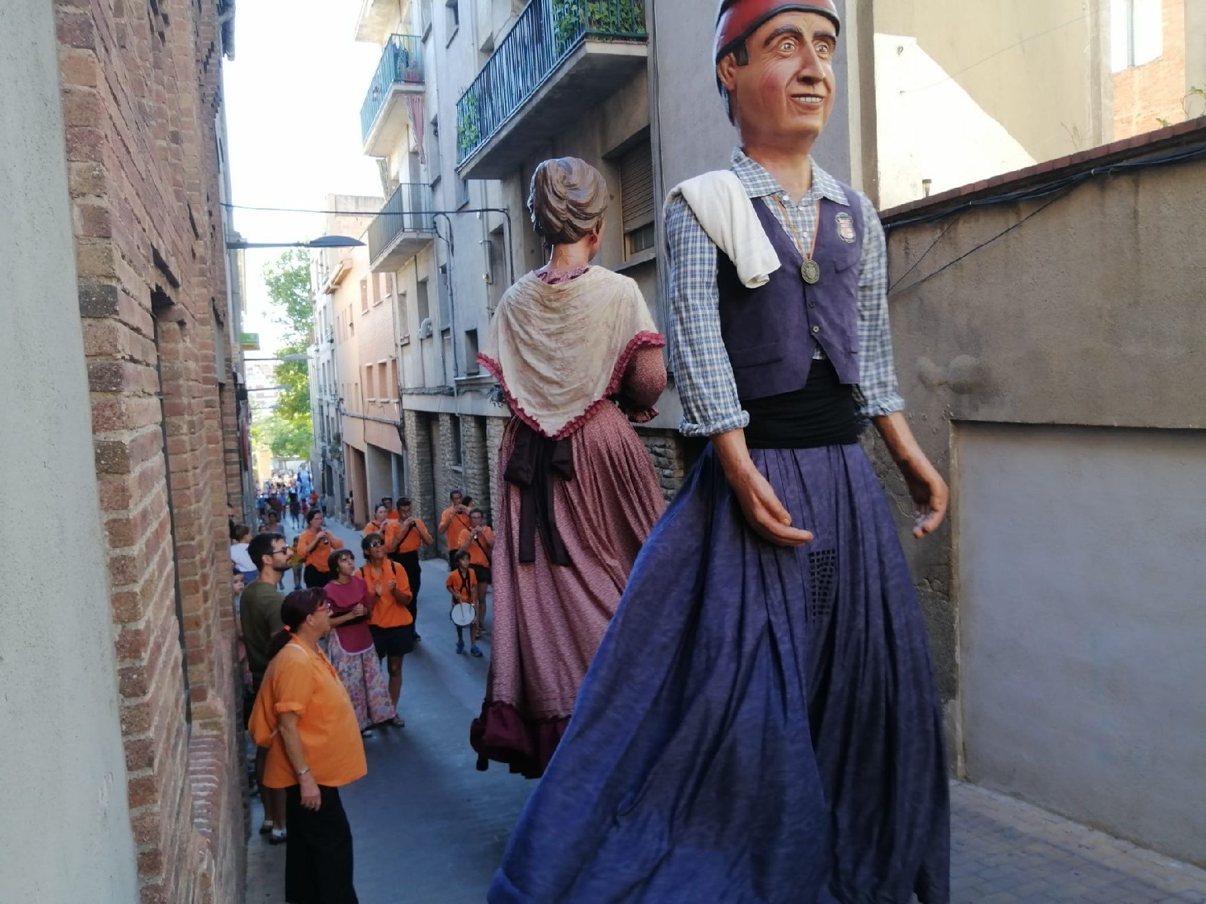 Igualada treu la imatgeria en la vigília de Sant Bartomeu