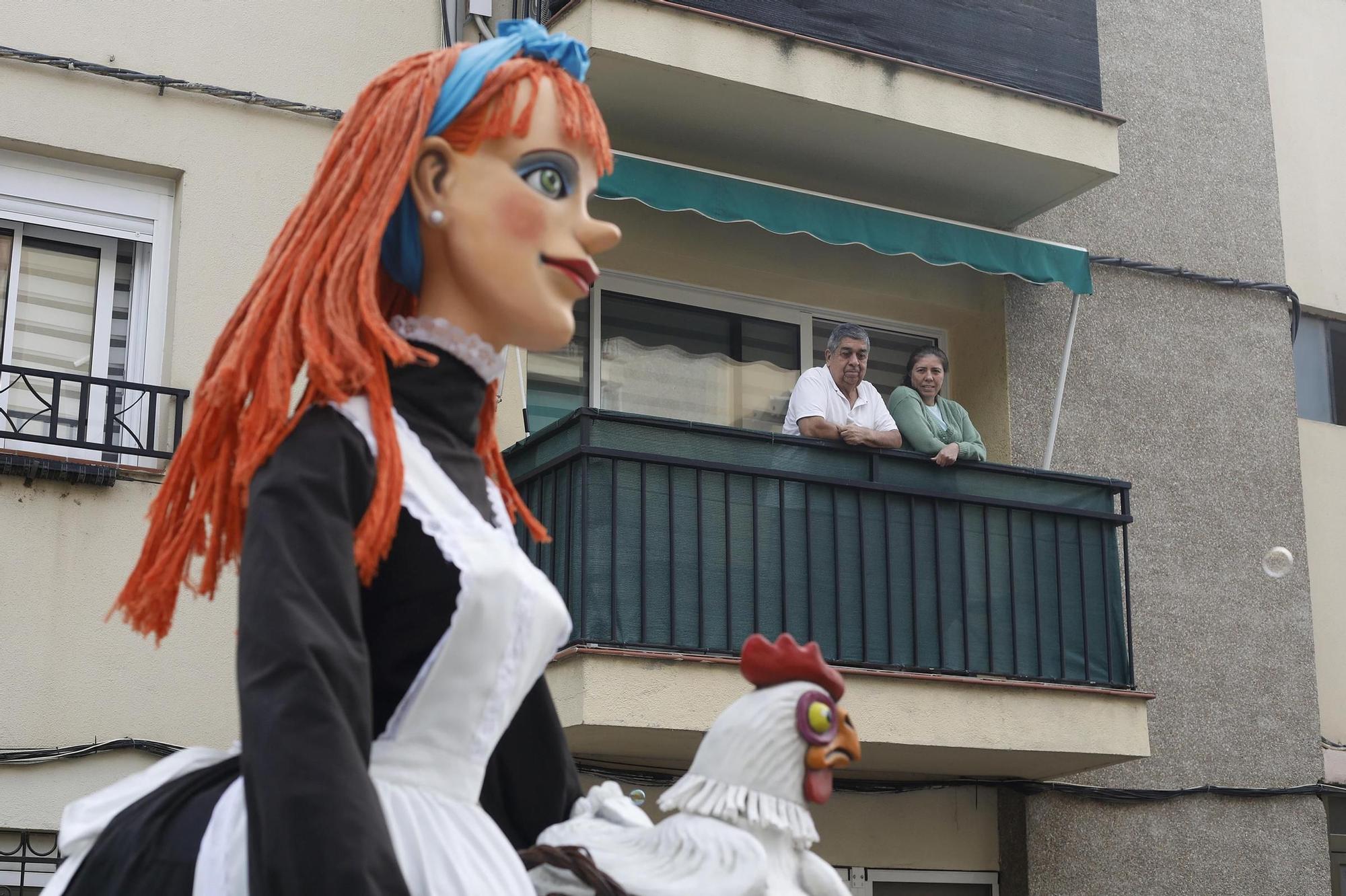 La Majordoma de la plaça de l’Om viu la seva primera cercavila