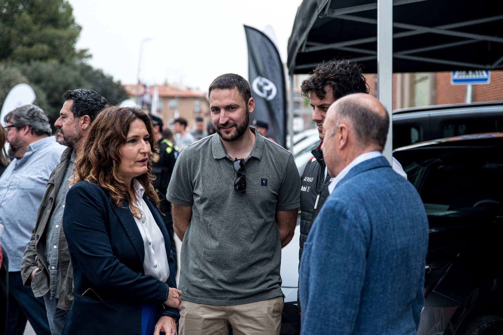 La 63e Fira d'Artés omple el poble de gent, cotxes i tractors