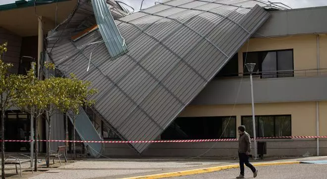 Pazos de Borbén traslada la atención municipal a la biblioteca ante los daños en el Concello de la borrasca Martinho